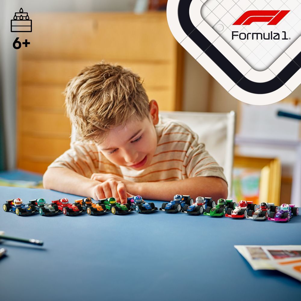 LEGO Minifigures: F1® Collectible Race Cars