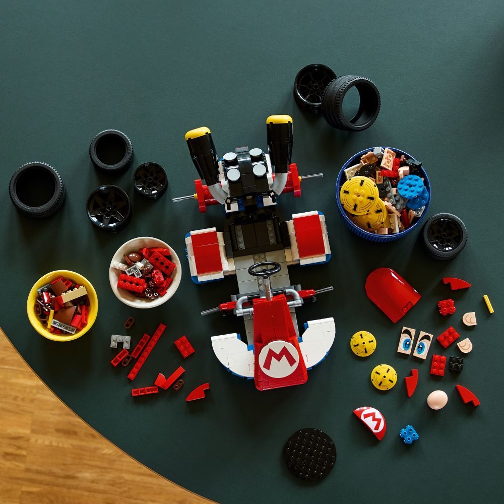 LEGO Super Mario: Mario Kart™ – Mario & Standard Kart